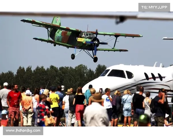 荷兰人如何用创新精神翱翔蓝天推动航空科技发展 荷兰人如何用创新精神翱翔蓝天推动航空科技发展